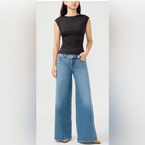 SILVER JEANS BAGGY SKATER LOW RISE JEAN SIZE 30 W 31 L BNWT